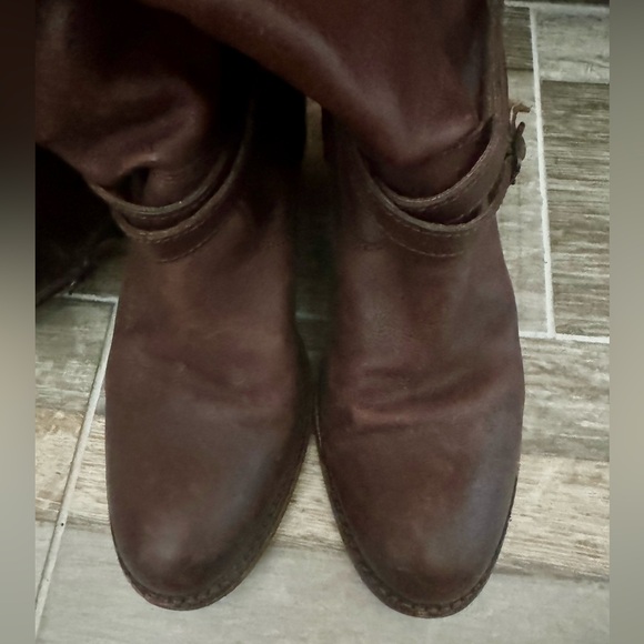 Frye Jane Dark Brown Leather Knee High Boots With Wraparound Buckle Size 7.5 - Picture 4 of 6